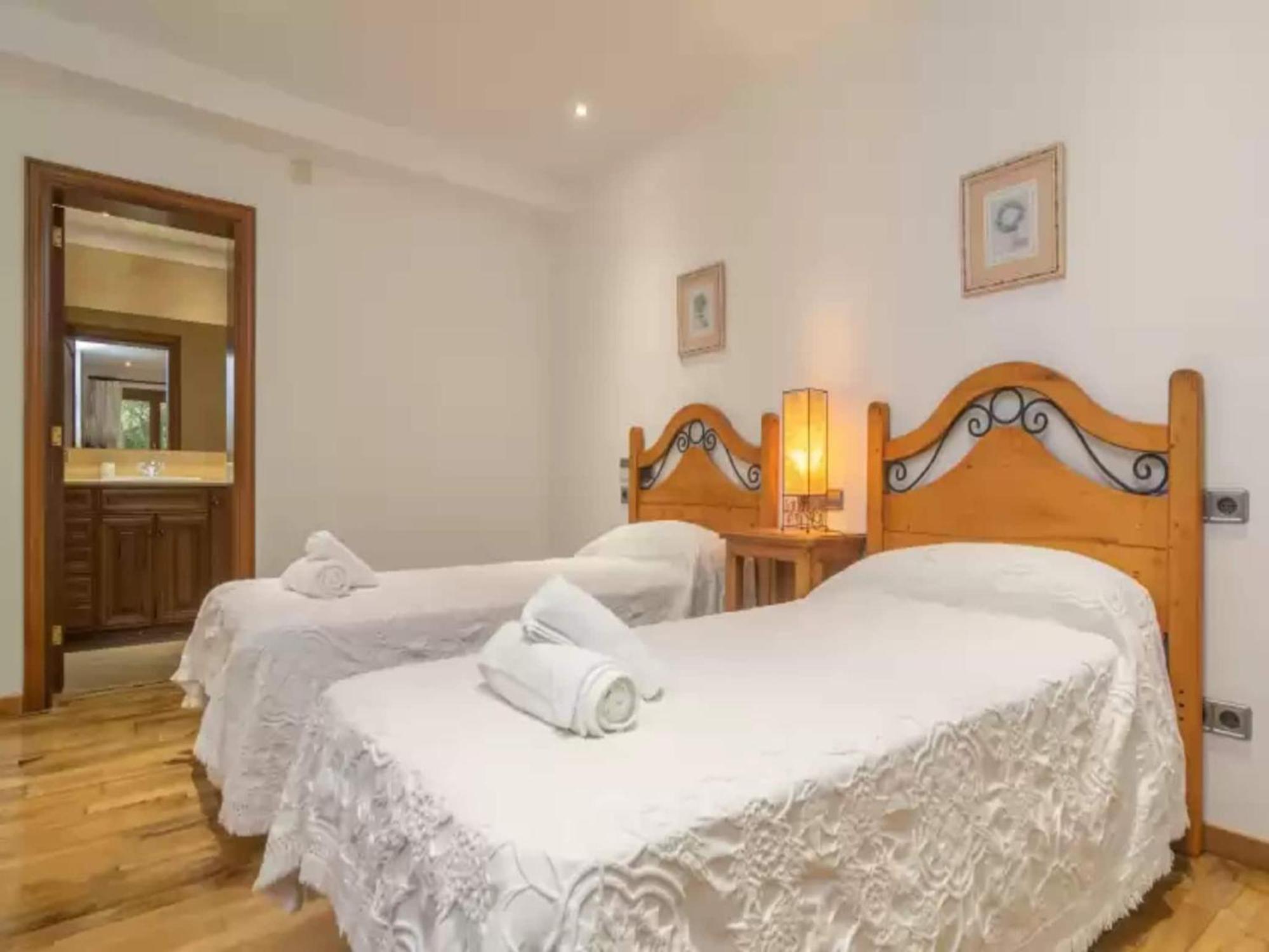 Mir Sa Des Pages With Pool Pollença